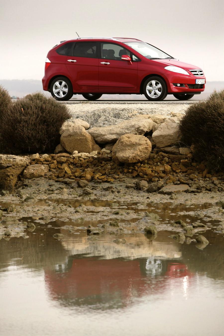  Honda FR-V 2004 года  (фото 29 из 30)